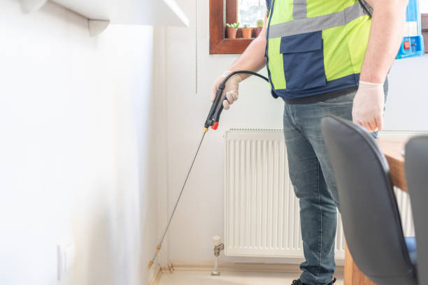 Best Bed Bug Extermination  in Sarasota Springs, FL